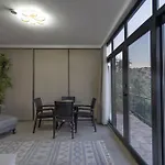 Boutique With Sea View In Crush House Apartment