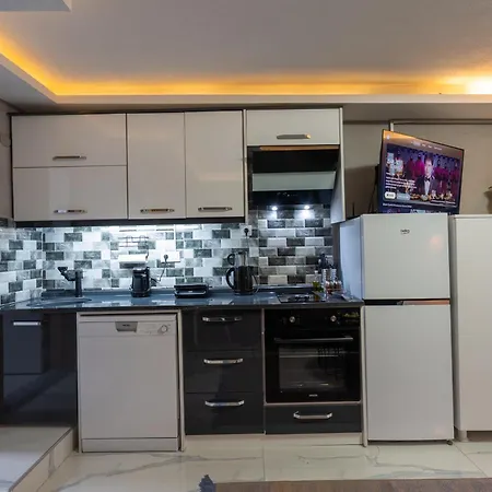 Boutique With Sea View In Crush House * Turunc