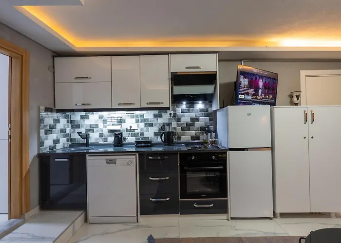 Boutique With Sea View In Crush House * Turunc