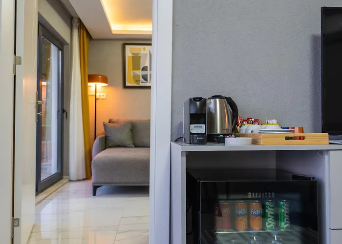 Boutique With Sea View In Crush House * Turunc