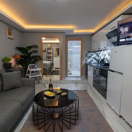 Boutique With Sea View In Crush House * Turunç