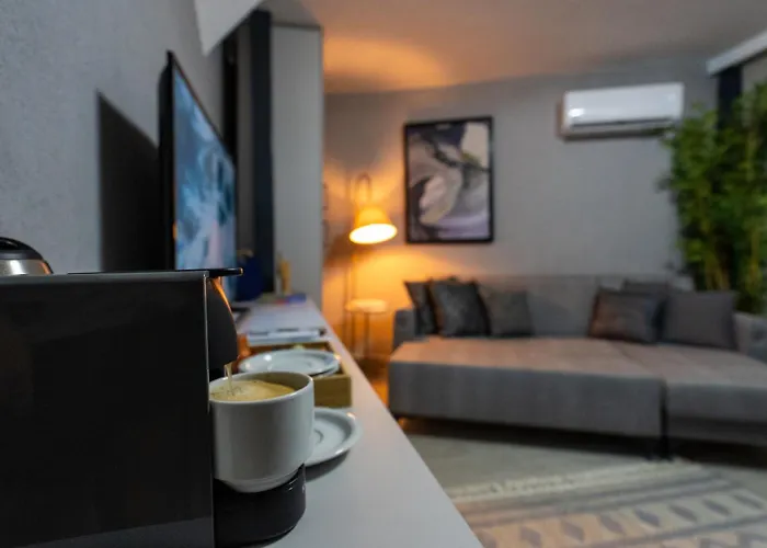 Boutique With Sea View In Crush House Turunç